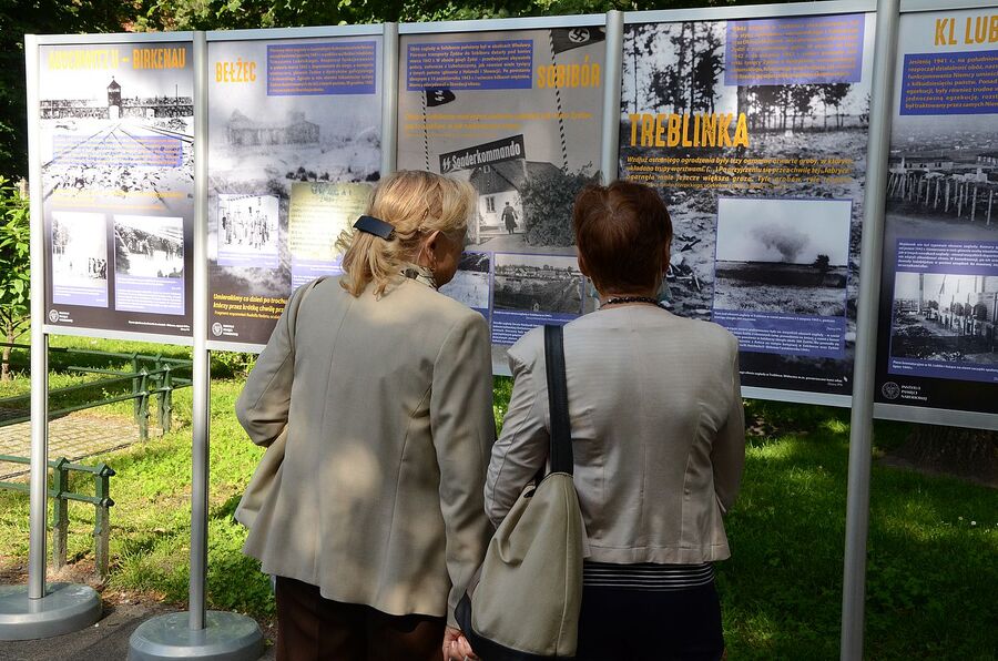 81. rocznica pierwszego masowego transportu Polaków do KL Auschwitz. Uroczystości w Krakowie. Fot. Janusz Ślęzak (IPN)