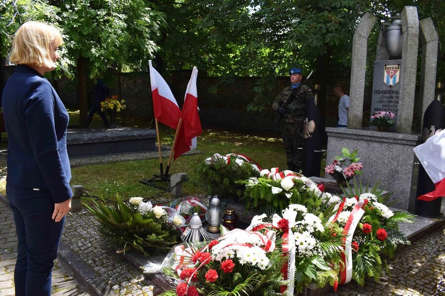 Kieleckie obchody Narodowego Dnia Pamięci Ofiar Niemieckich Nazistowskich Obozów Koncentracyjnych i Obozów Zagłady. Fot. Katarzyna Pronobis (IPN)