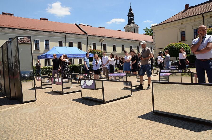 Nowy Sącz, 15.06.2021. Otwarcie wystawy „Gorzki pokój. Traktat ryski 1921”. Fot. Janusz Ślęzak (IPN)