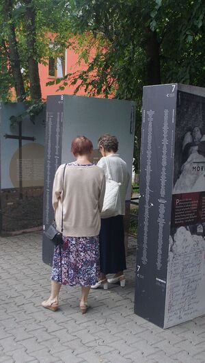 Wystawa „Wołyń 1943. Wołają z grobów, których nie ma”. Fot. IPN