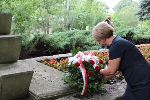 Uroczystość w 77. rocznicę wymordowania polskich robotników niemieckiego obozu „Liban” w Krakowie – fot. Żaneta Wierzgacz (IPN)