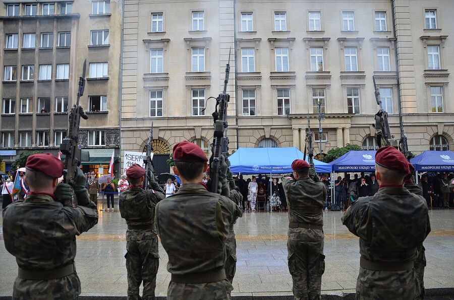 Krakowskie uroczystości w 77. rocznicę wybuchu powstania warszawskiego. Fot. Janusz Ślęzak (IPN)