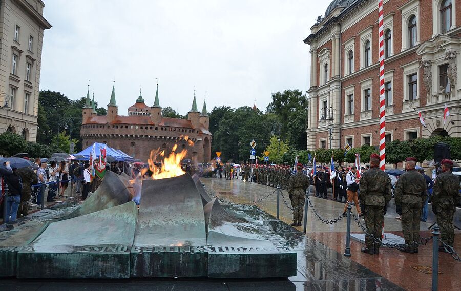 Krakowskie uroczystości w 77. rocznicę wybuchu powstania warszawskiego. Fot. Janusz Ślęzak (IPN)