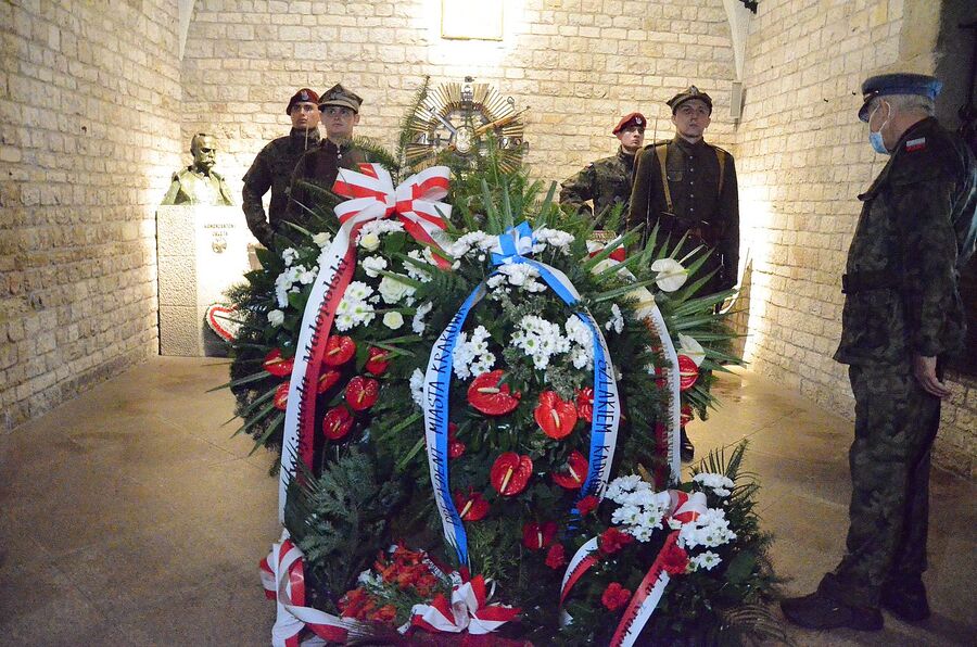 56. Marsz Szlakiem I Kompanii Kadrowej. Uroczystości na Wawelu. Fot. Janusz Ślęzak (IPN)