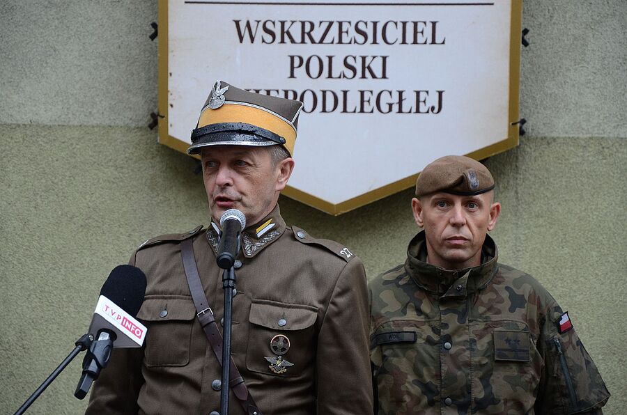 Uczestnicy 56. Marszu Szlakiem I Kompanii Kadrowej wyruszyli na trasę. Fot. Janusz Ślęzak (IPN)