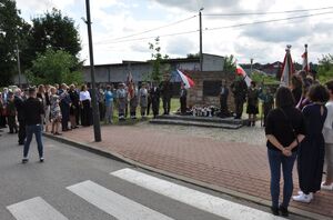 W Starachowicach upamiętniono 78. rocznicę rozbicia niemieckiego więzienia. Fot. Tomasz Łebek
