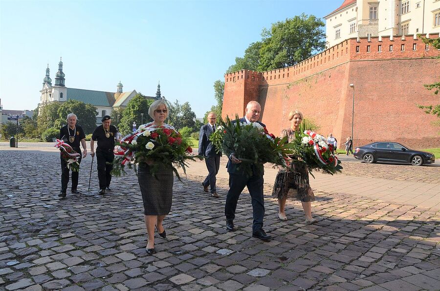 Przedstawiciele IPN uczcili ofiary operacji polskiej NKWD. Fot. Janusz Ślęzak (IPN)