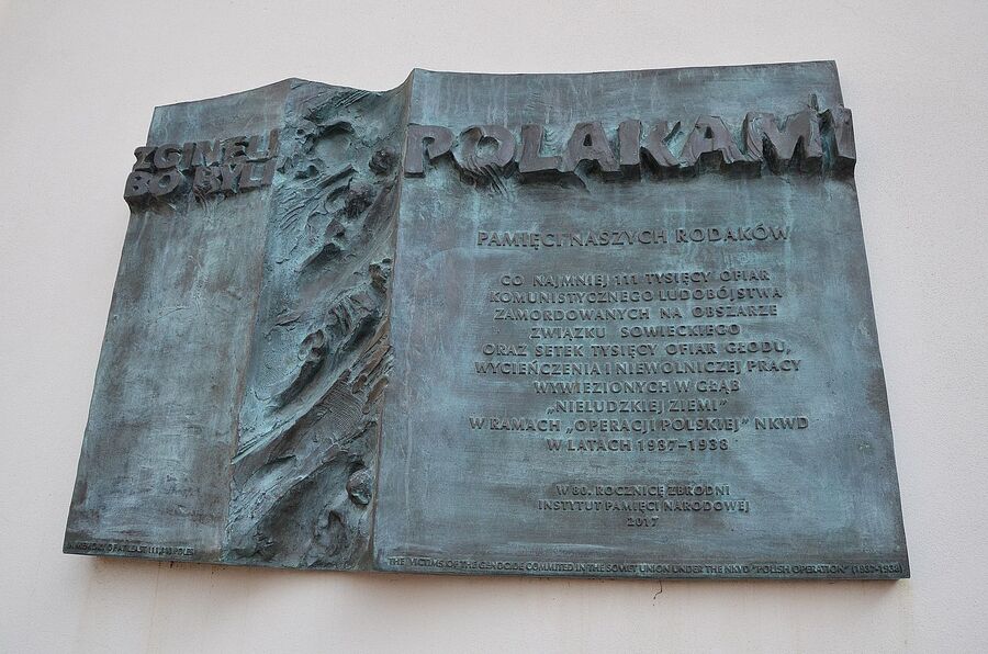 Przedstawiciele IPN uczcili ofiary operacji polskiej NKWD. Fot. Janusz Ślęzak (IPN)