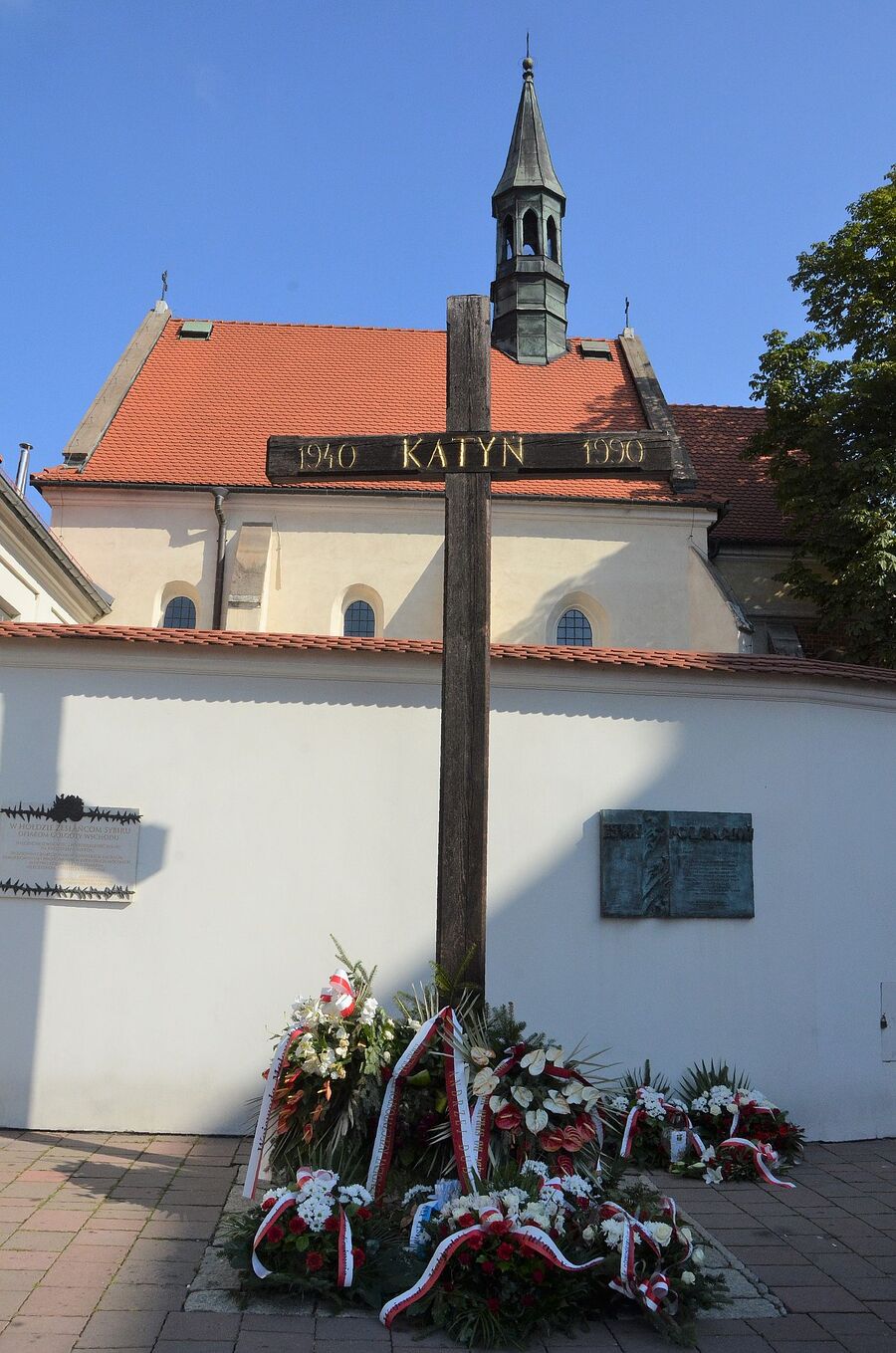 Przedstawiciele IPN uczcili ofiary operacji polskiej NKWD. Fot. Janusz Ślęzak (IPN)