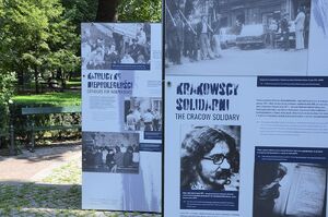 Wystawa „Tu rodziła się opozycja” na Plantach w Krakowie. Fot. Janusz Ślęzak (IPN)