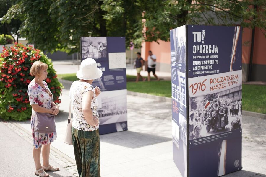 Wystawa „TU rodziła się opozycja” w Busku-Zdroju. Fot. Michał Zawisza (IPN)