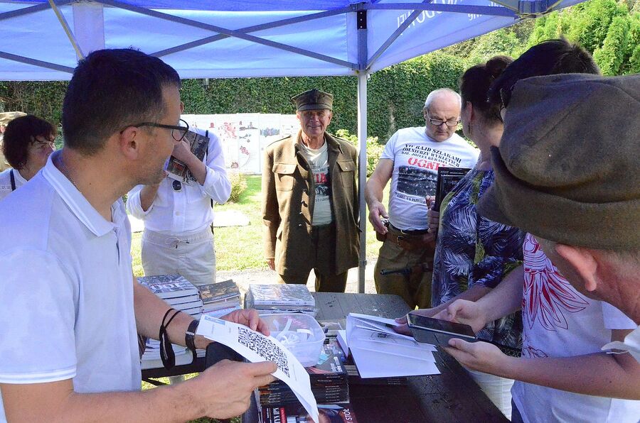 Piknik wojskowy w Krakowie. Fot. Janusz Ślęzak (IPN)