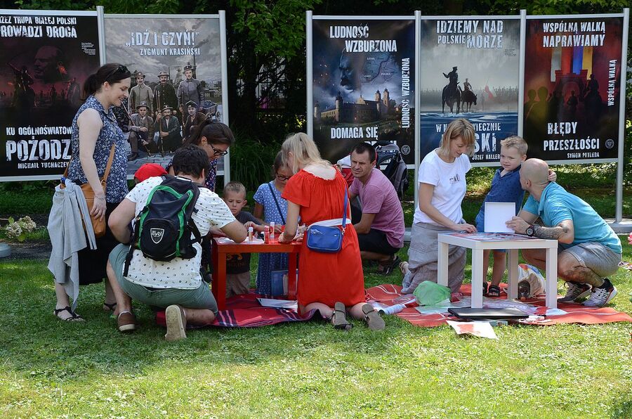 Piknik wojskowy w Krakowie. Fot. Janusz Ślęzak (IPN)