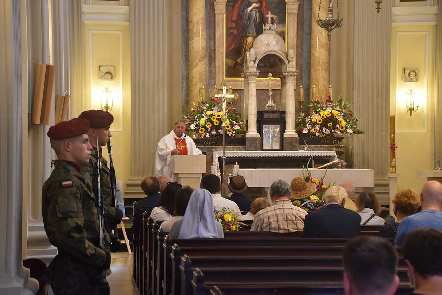 W Krakowie odsłonięto tablicę upamiętniającą gen. Franciszka Latinika. Fot. IPN
