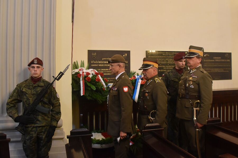 W Krakowie odsłonięto tablicę upamiętniającą gen. Franciszka Latinika. Fot. IPN