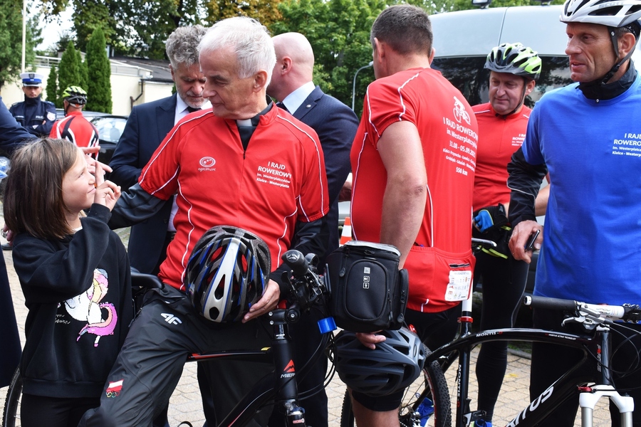 Z Kielc na Westerplatte wyjechał rajd rowerowy - fot. Katarzyna Pronobis (IPN w Kielcach)