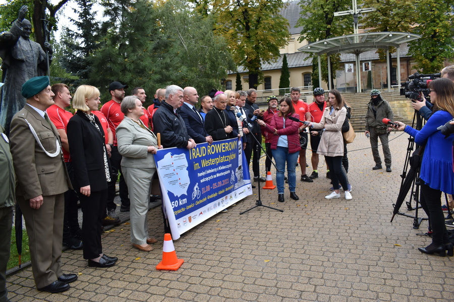 Z Kielc na Westerplatte wyjechał rajd rowerowy - fot. Katarzyna Pronobis (IPN w Kielcach)