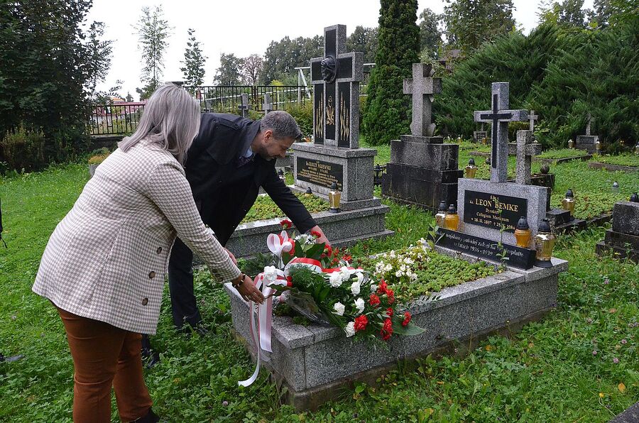 Grób ks. Leona Bemke w Kleczy Dolnej. Fot. Janusz Ślęzak (IPN)