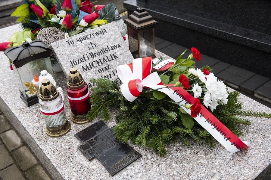 Grób Józefa Michalika w Kazimierzy Małej. Fot. Agnieszka Masłowska (IPN)