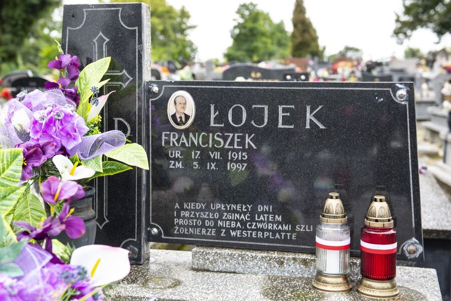 Grób Franciszka Łojka w Zborówku. Fot. Agnieszka Masłowska (IPN)