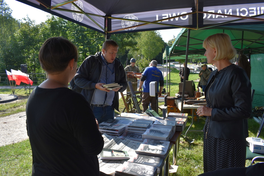 Upamiętniono żołnierzy i ludność cywilną walczących w obronie Kielc - fot. Katarzyna Pronobis (IPN Kielce)