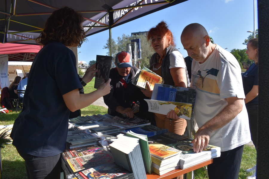 Upamiętniono żołnierzy i ludność cywilną walczących w obronie Kielc - fot. Katarzyna Pronobis (IPN Kielce)