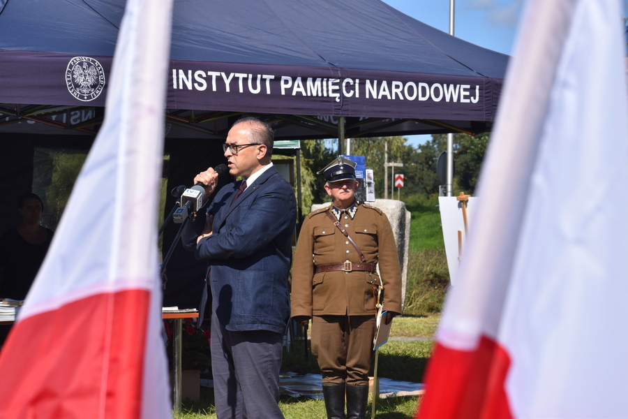 Upamiętniono żołnierzy i ludność cywilną walczących w obronie Kielc - fot. Katarzyna Pronobis (IPN Kielce)