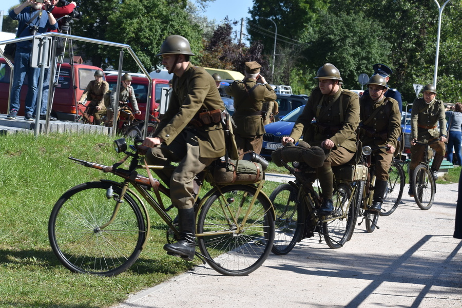 Upamiętniono żołnierzy i ludność cywilną walczących w obronie Kielc - fot. Katarzyna Pronobis (IPN Kielce)