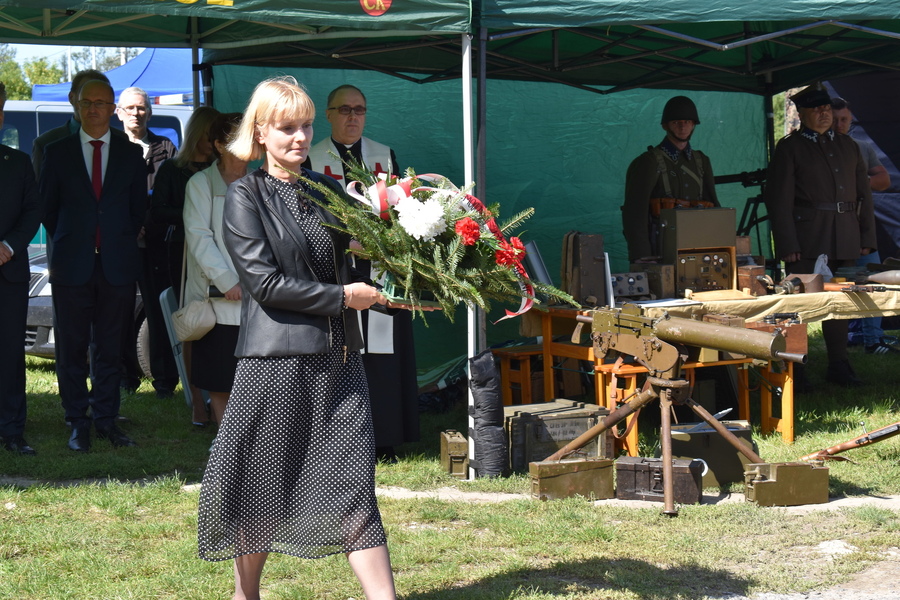 Upamiętniono żołnierzy i ludność cywilną walczących w obronie Kielc - fot. Katarzyna Pronobis (IPN Kielce)