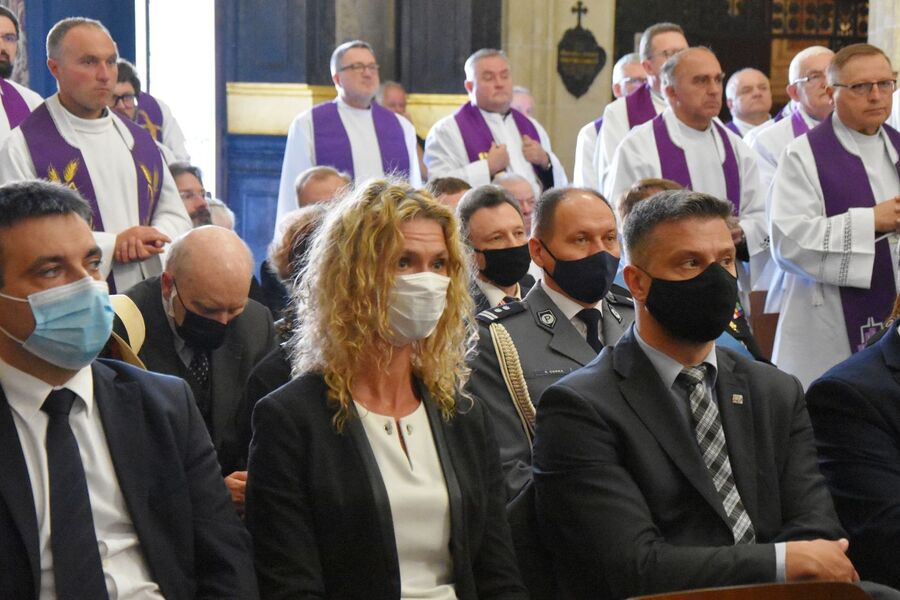 Uroczystości pogrzebowe ks. Zdzisława Sochackiego. Fot. Małopolski Urząd Wojewódzki