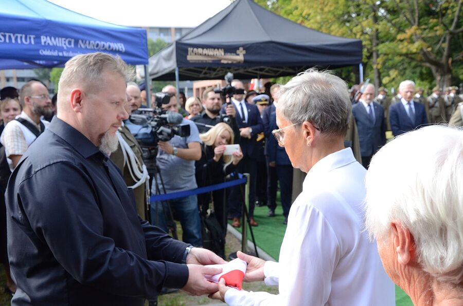 Uroczystości pogrzebowe ks. Gurgacza, Ryszarda Kłaputa i ppor. Zajączkowskiego. Fot. Janusz Ślęzak (IPN)