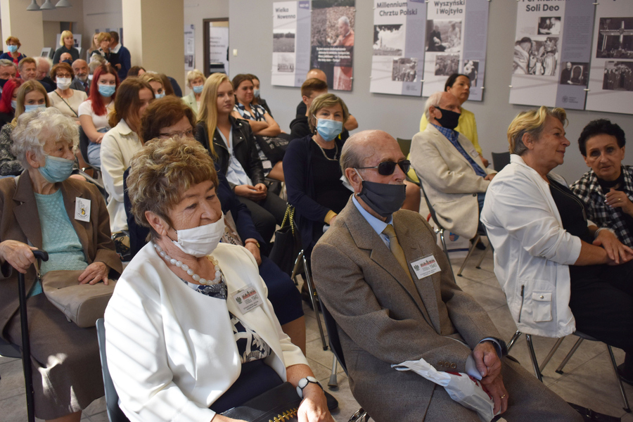 Otwarcie wystawy „Na straży pamięci. 30 lat Stowarzyszenia Kielecka Rodzina Katyńska” - fot. Katarzyna Pronobis (IPN)