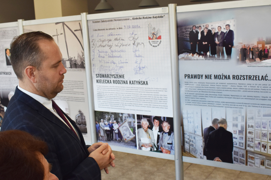 Otwarcie wystawy „Na straży pamięci. 30 lat Stowarzyszenia Kielecka Rodzina Katyńska” - fot. Katarzyna Pronobis (IPN)