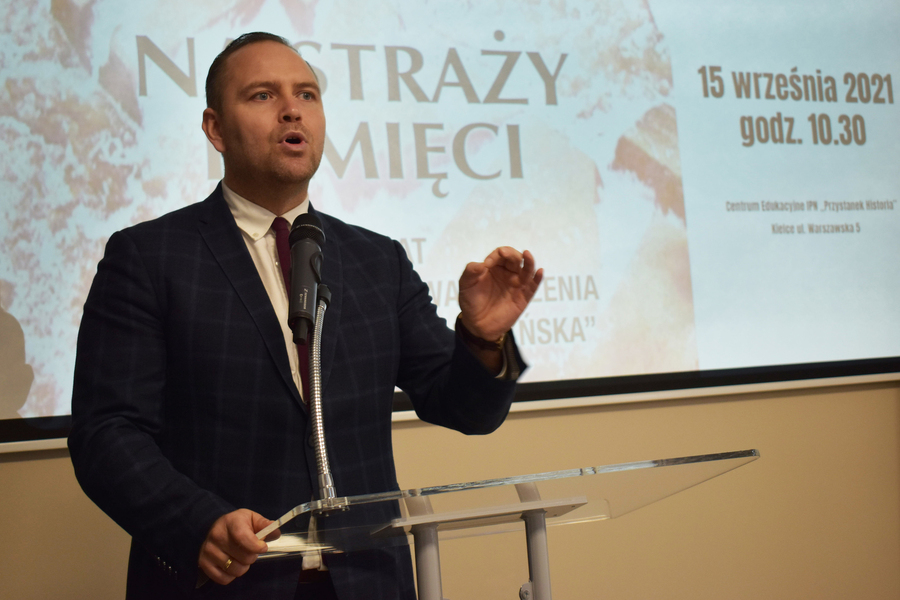 Otwarcie wystawy „Na straży pamięci. 30 lat Stowarzyszenia Kielecka Rodzina Katyńska” - fot. Katarzyna Pronobis (IPN)