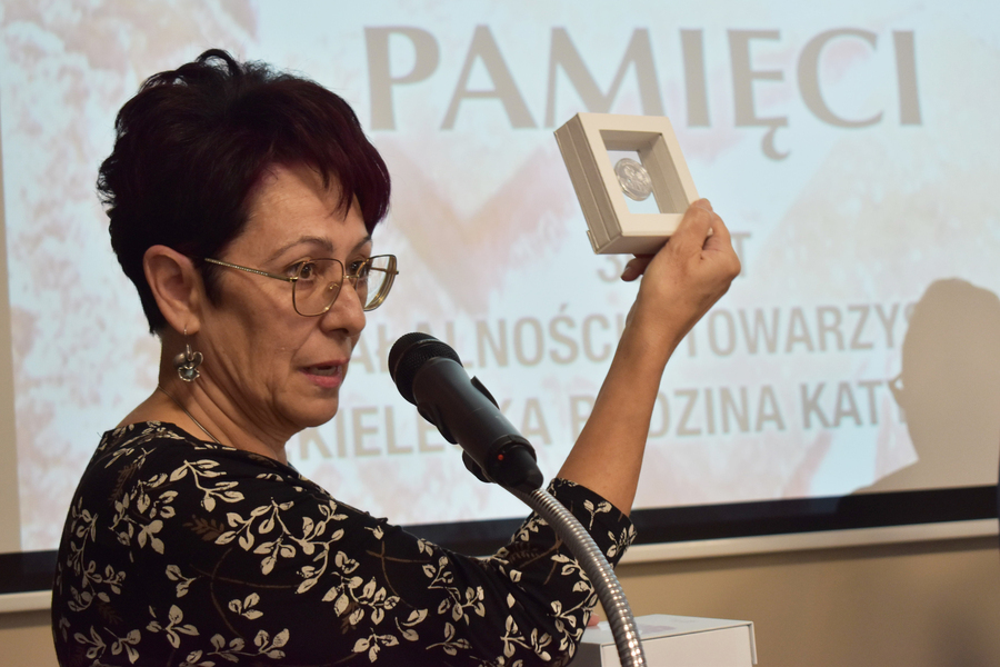 Otwarcie wystawy „Na straży pamięci. 30 lat Stowarzyszenia Kielecka Rodzina Katyńska” - fot. Katarzyna Pronobis (IPN)