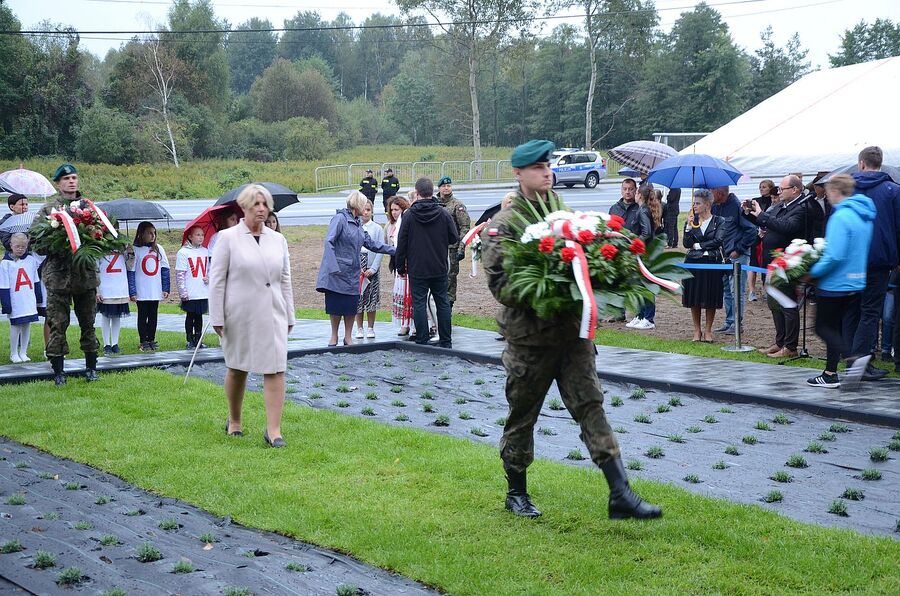 Uroczystości w Pogórskiej Woli. Fot. Jan Wnuk (IPN)