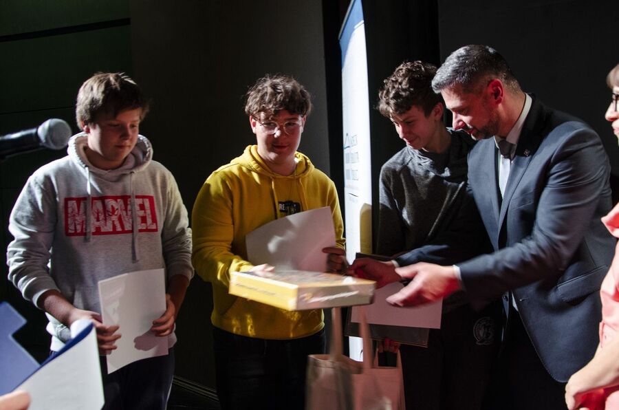 Gra miejska „Na tropie Bolesława Barbackiego”. Fot. Agnieszka Masłowska (IPN)