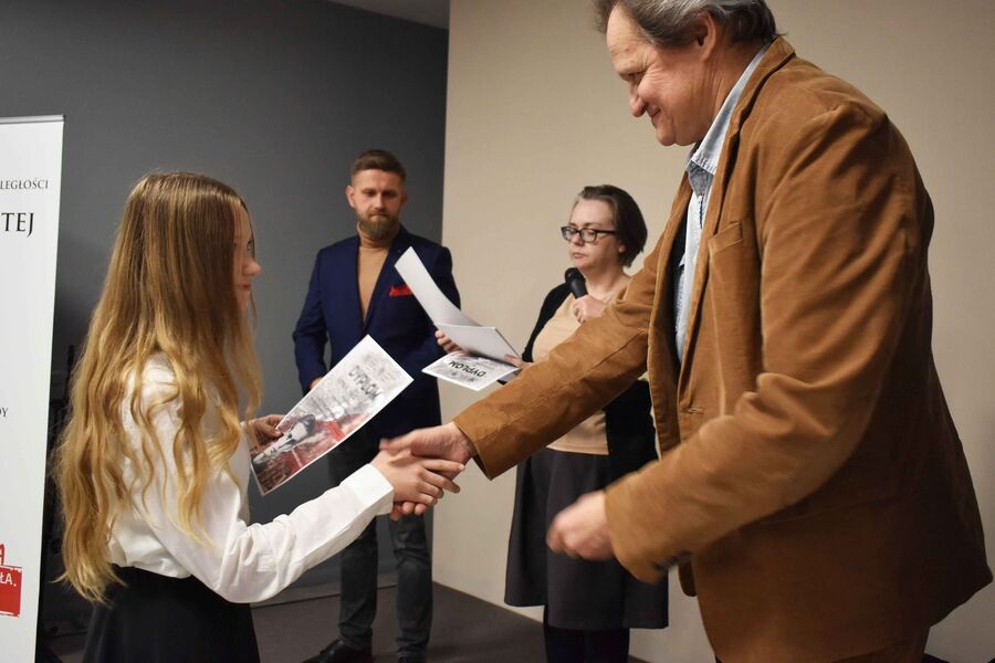 Finał konkursu recytatorskiego w Kielcach. Fot. Katarzyna Pronobis (IPN)