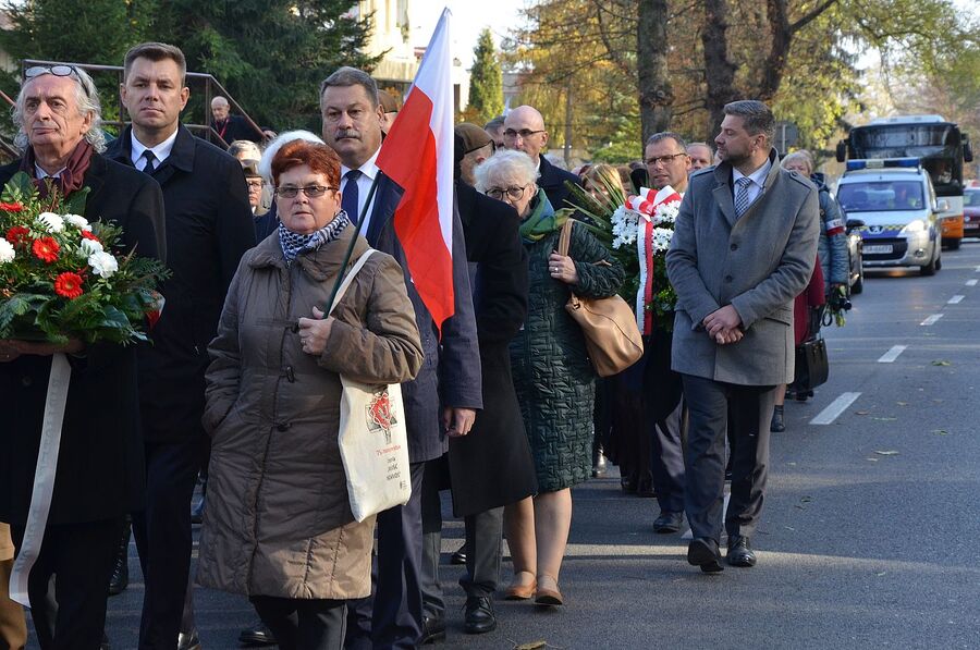 Uroczystości pogrzebowe ppłk. Janusza Kamockiego „Mamuta”. Fot. Janusz Ślęzak (IPN)
