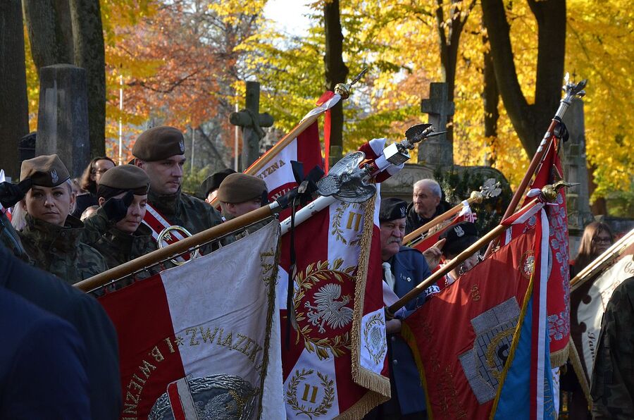 Uroczystości pogrzebowe ppłk. Janusza Kamockiego „Mamuta”. Fot. Janusz Ślęzak (IPN)