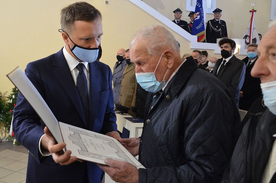 Uroczystości pogrzebowe Mieczysława Zaręby w Wadowicach. Fot. Janusz Ślęzak (IPN)