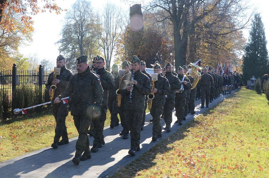 Uroczystości pogrzebowe Mieczysława Zaręby w Wadowicach. Fot. Janusz Ślęzak (IPN)
