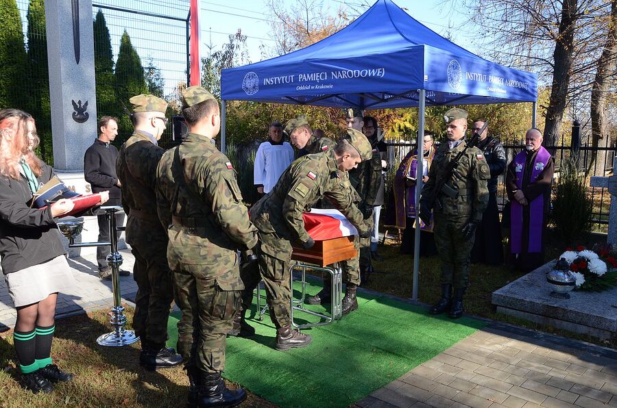 Uroczystości pogrzebowe Mieczysława Zaręby w Wadowicach. Fot. Janusz Ślęzak (IPN)