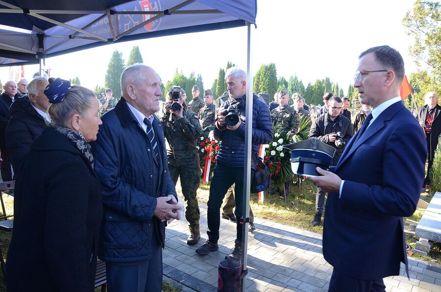 Uroczystości pogrzebowe Mieczysława Zaręby w Wadowicach. Fot. Janusz Ślęzak (IPN)