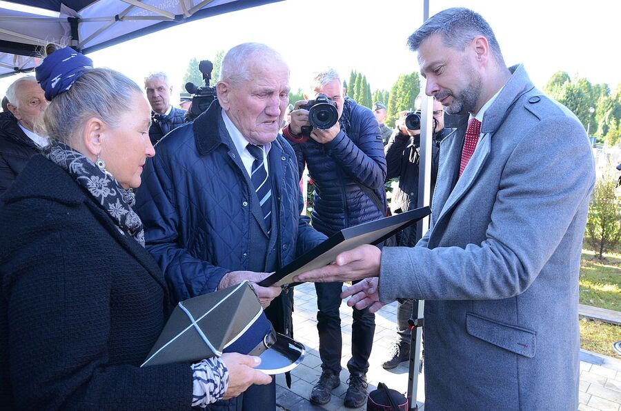 Uroczystości pogrzebowe Mieczysława Zaręby w Wadowicach. Fot. Janusz Ślęzak (IPN)