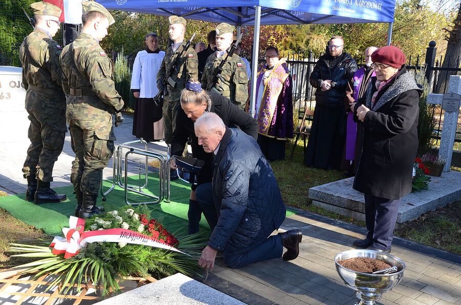 Uroczystości pogrzebowe Mieczysława Zaręby w Wadowicach. Fot. Janusz Ślęzak (IPN)