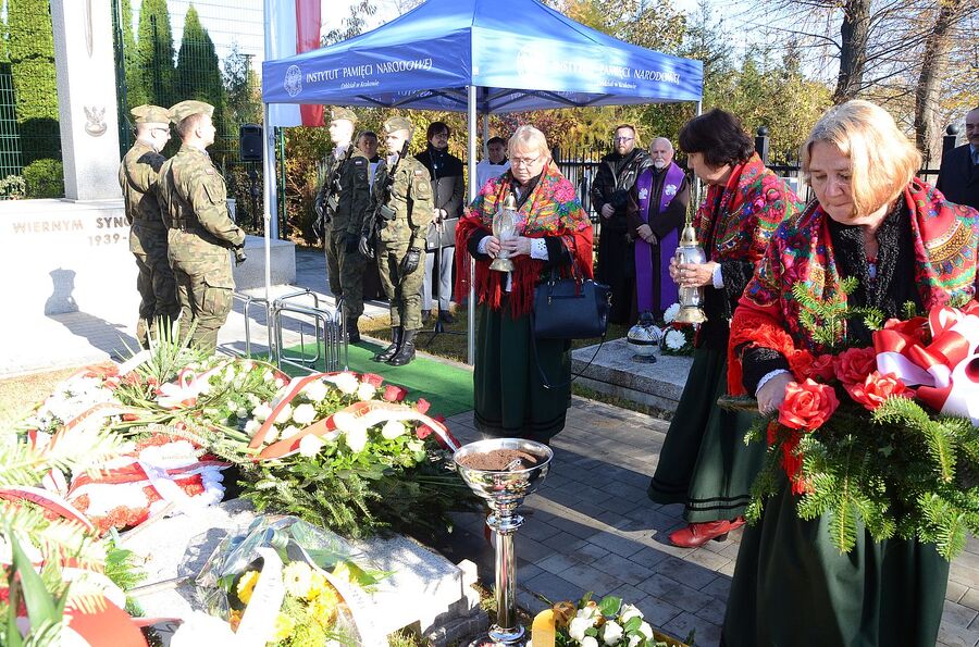 Uroczystości pogrzebowe Mieczysława Zaręby w Wadowicach. Fot. Janusz Ślęzak (IPN)