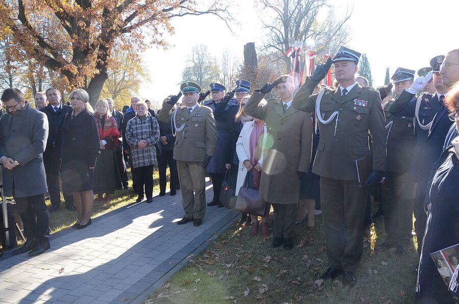 Uroczystości pogrzebowe Mieczysława Zaręby w Wadowicach. Fot. Janusz Ślęzak (IPN)
