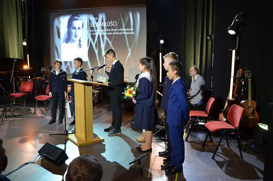 Koncert „Siła miłości” w Krakowie. Fot. Janusz Ślęzak (IPN)