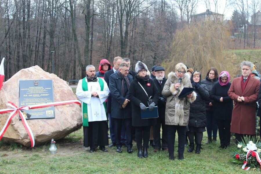W Bodzentynie odsłonięto tablicę „Ponurego” i „Nurta”. Fot. Jakub Ryba (IPN)